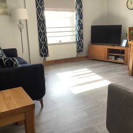 37 Farraline Court, City Centre Apartment إينفيرنيس المظهر الخارجي الصورة
